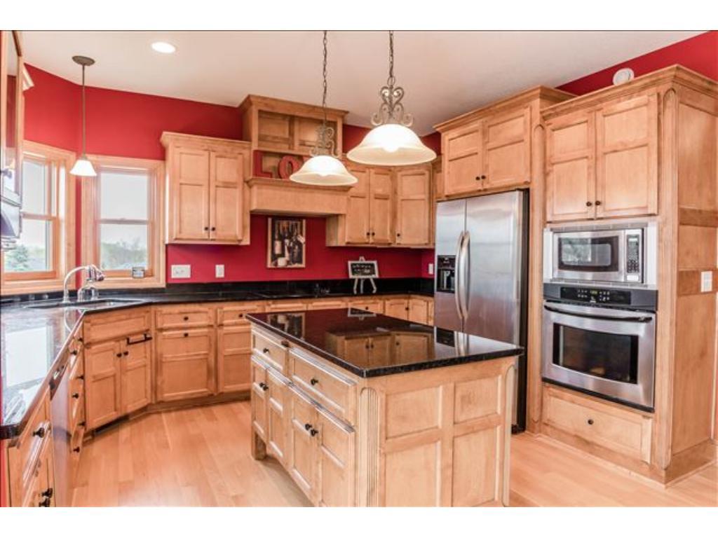 1352 Romeo Court Chaska, MN 55318 - Photo 12 of 34 Gallery Image 12
