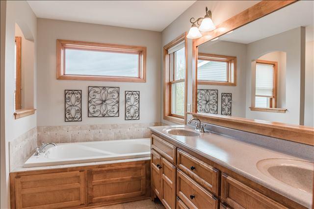 1352 Romeo Court Chaska, MN 55318 - Photo 21 of 34 Gallery Image 21