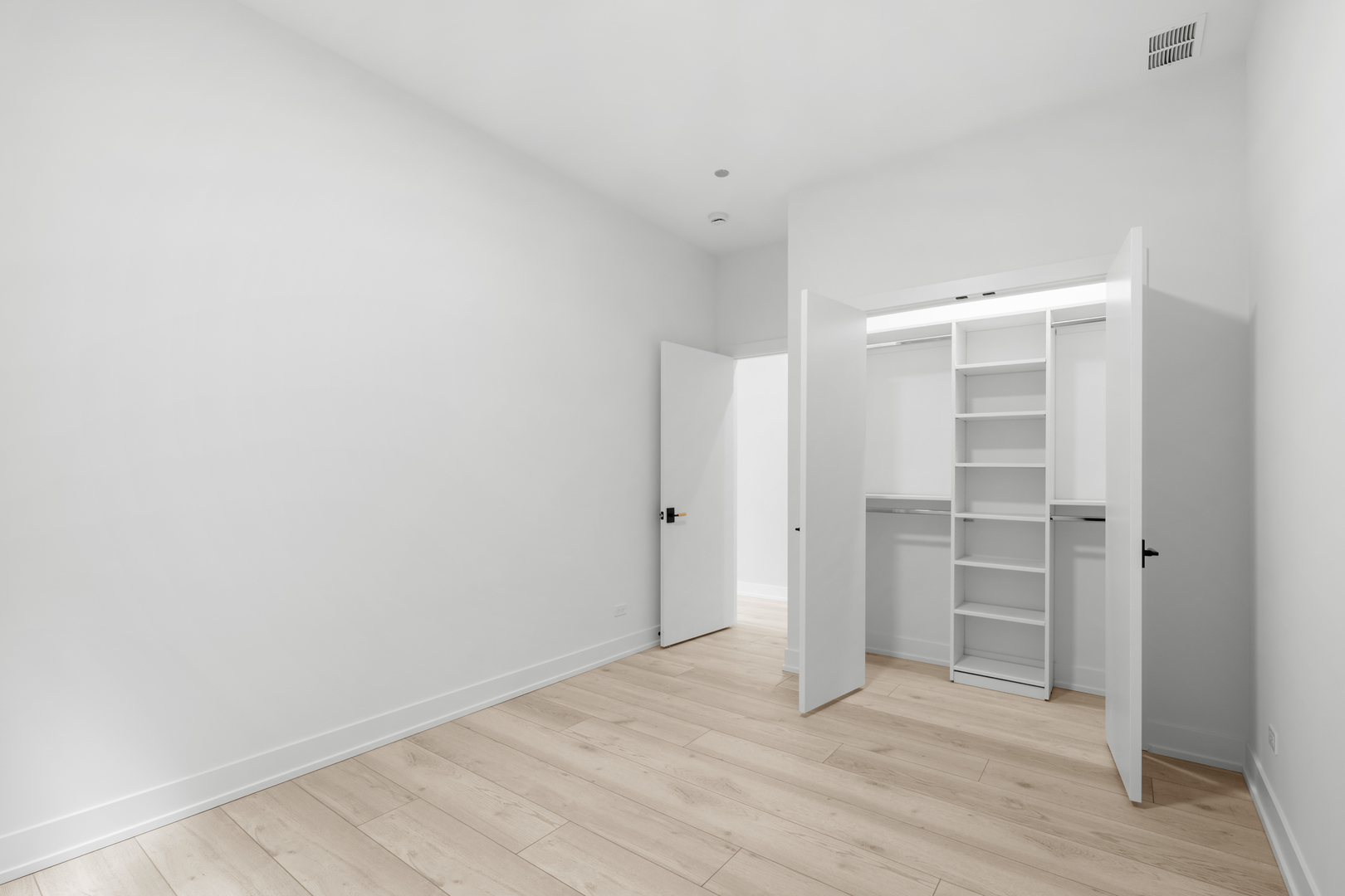1331 West Taylor Street, Unit 2W Chicago, IL 60607 - Photo 17 of 20