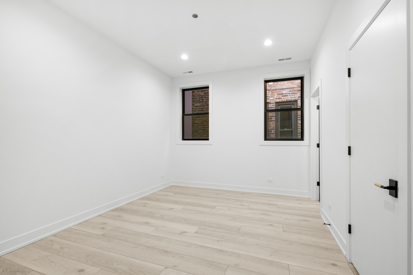 1331 West Taylor Street, Unit 2W Chicago, IL 60607 - Photo 7 of 20