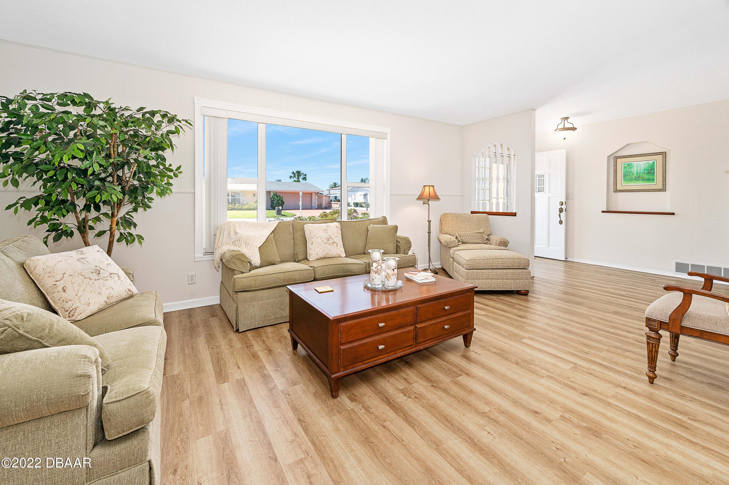 122 Carriage Ponce Inlet, FL 32127 - Photo 18 of 49 122 Old Carriage Rd-12