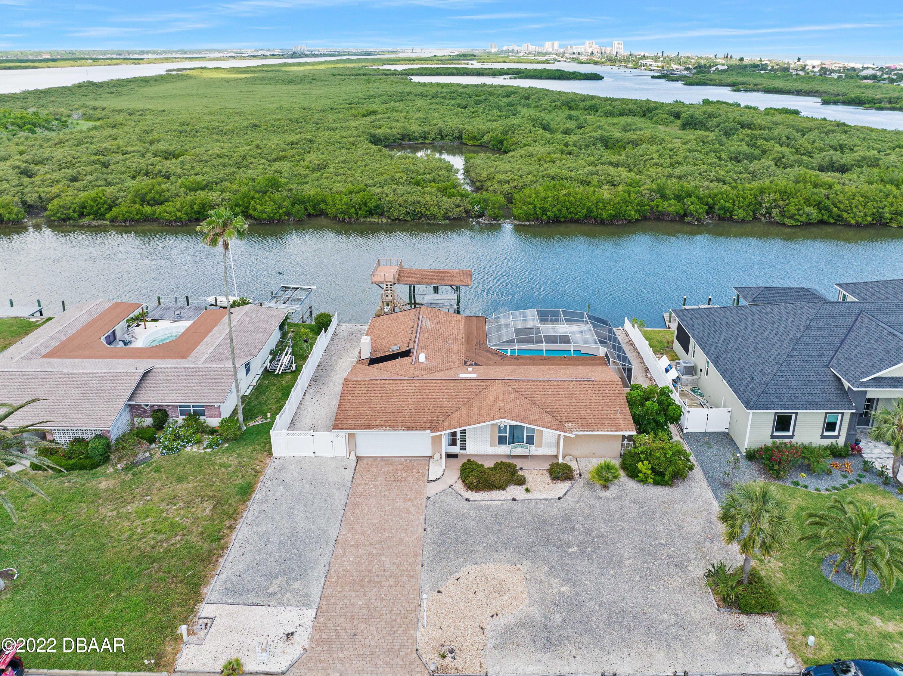 122 Carriage Ponce Inlet, FL 32127 - Photo 2 of 49 122 Old Carriage Rd-37