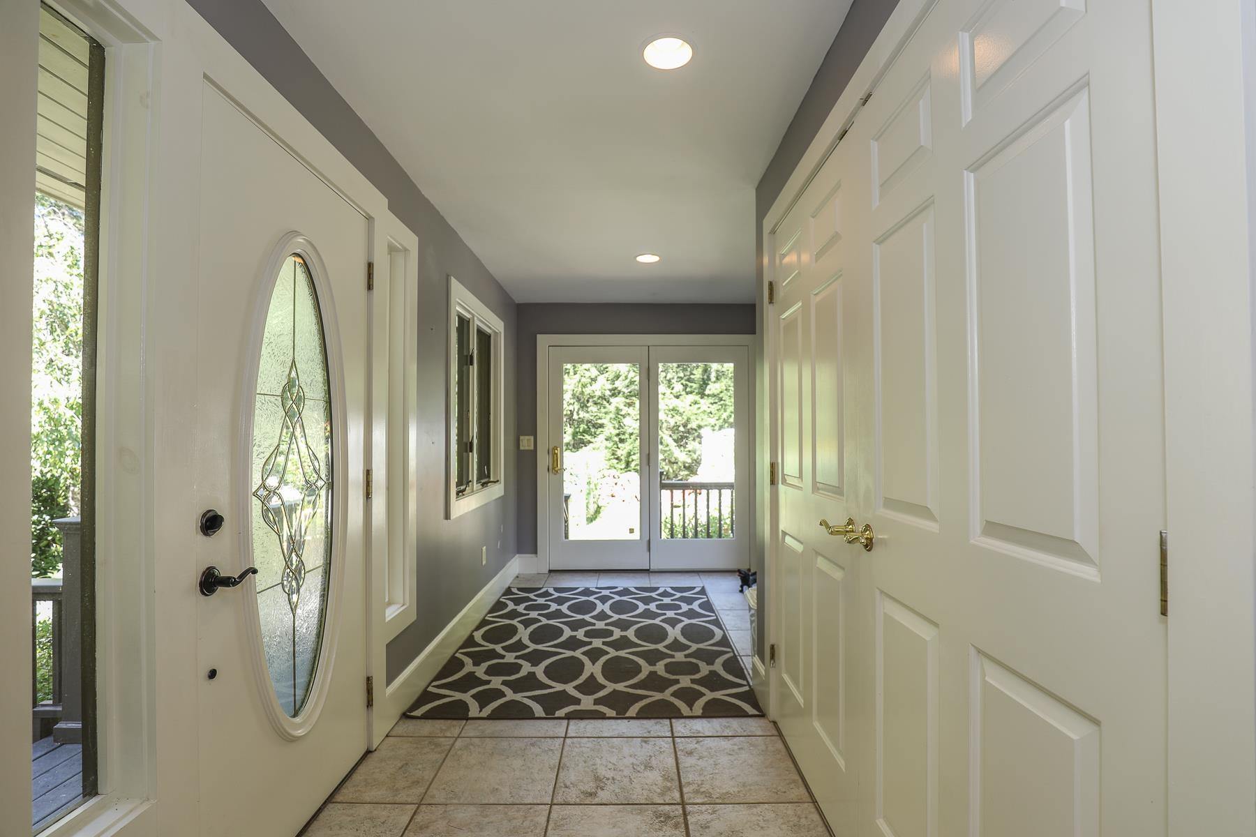 364 Chestnut Hill Road New Boston, NH 03070 - Photo 13 of 38