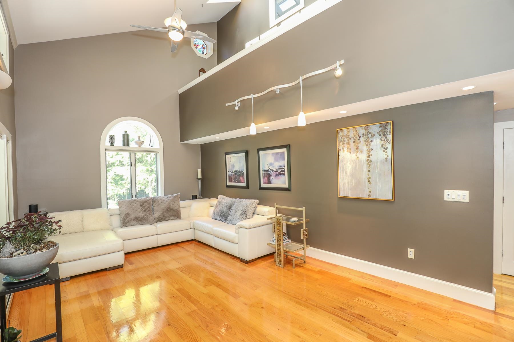 364 Chestnut Hill Road New Boston, NH 03070 - Photo 16 of 38