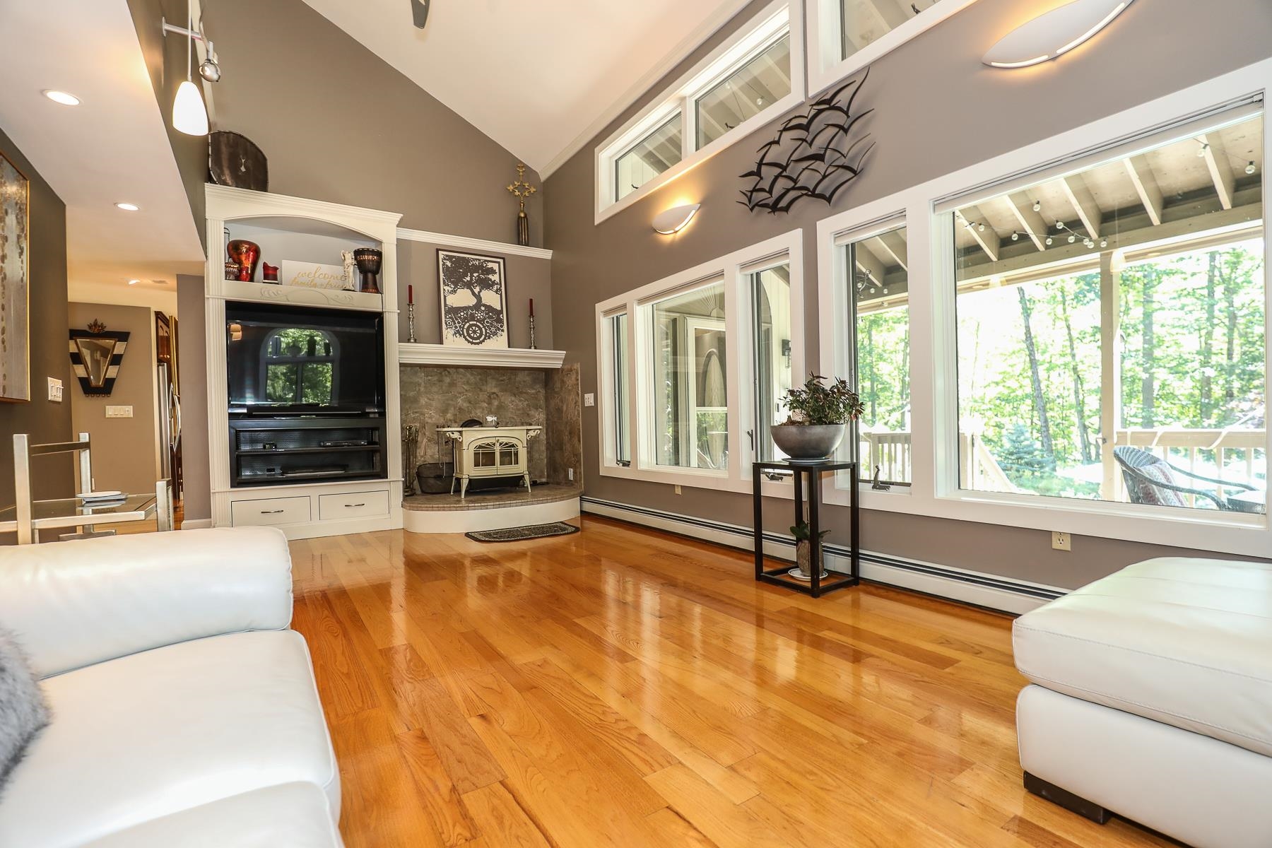 364 Chestnut Hill Road New Boston, NH 03070 - Photo 17 of 38