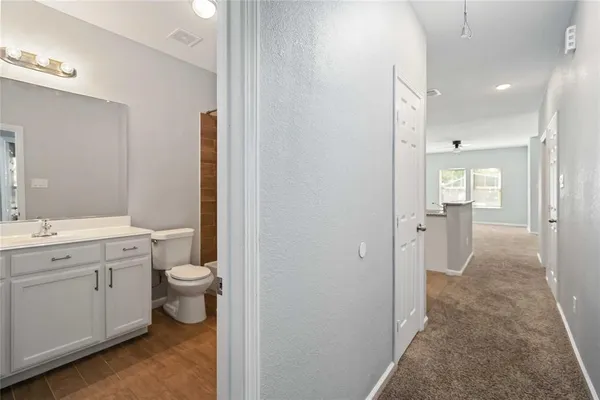 $1,700 | 5105 Southwind Street, Unit B, Houston, TX 77033