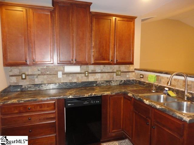 216 Fledgling Way Easley, SC 29642 - Photo 8 of 15 Gallery Image 8