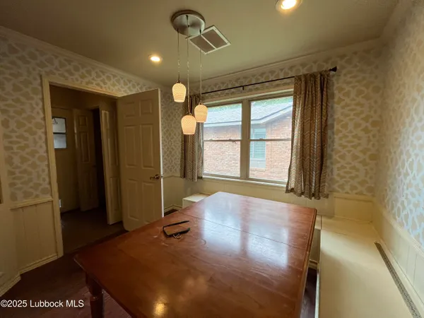 $1,800 | 3808 54th Street, Lubbock, TX 79413