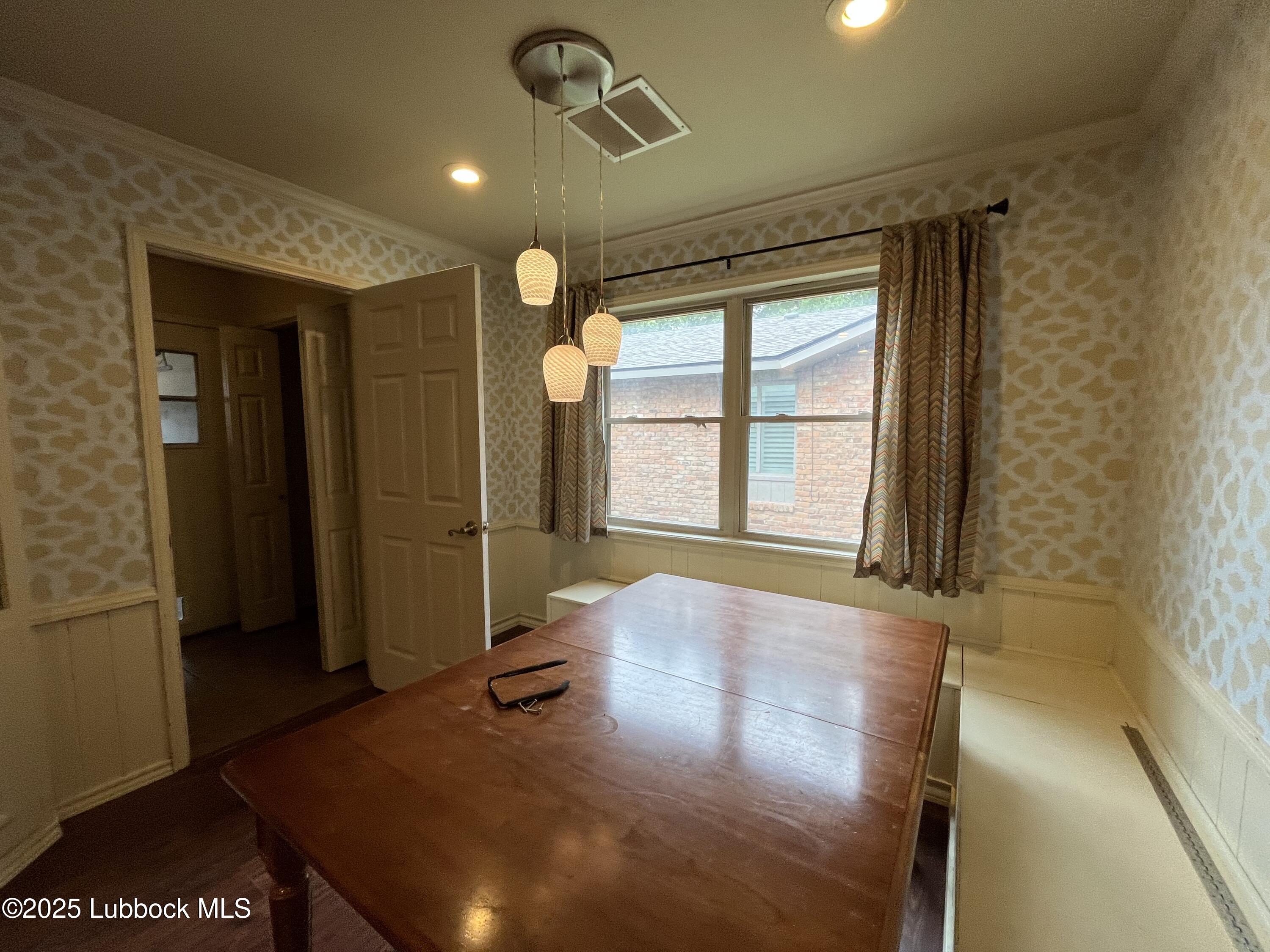 3808 54th Street Lubbock, TX 79413 - Photo 6 of 18 6