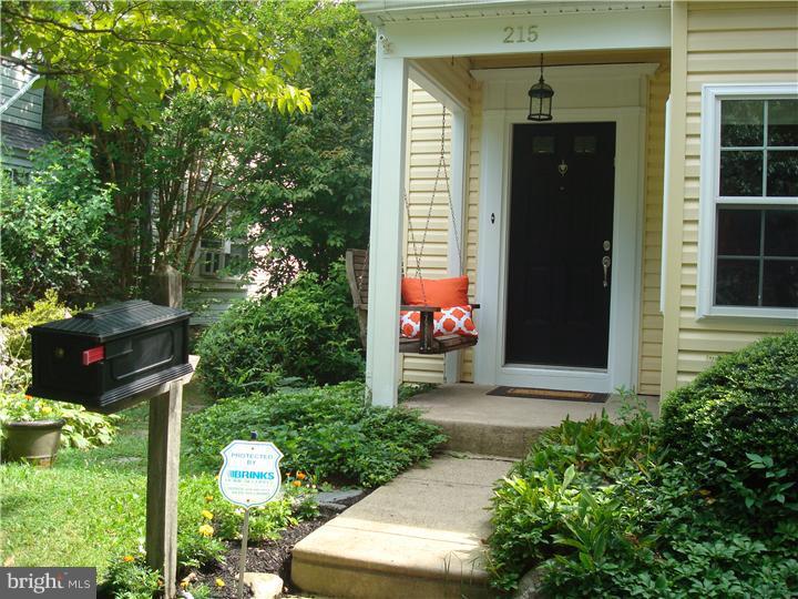 215 Rockglen Road Wynnewood, PA 19096 - Photo 2 of 25 Gallery Image 2