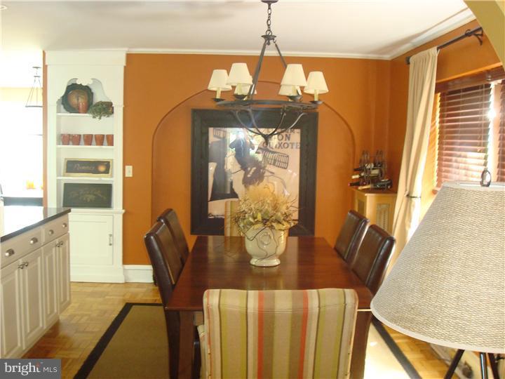 215 Rockglen Road Wynnewood, PA 19096 - Photo 11 of 25 Gallery Image 11