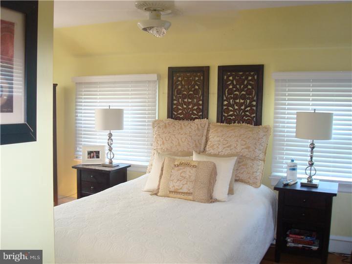215 Rockglen Road Wynnewood, PA 19096 - Photo 17 of 25 Gallery Image 17