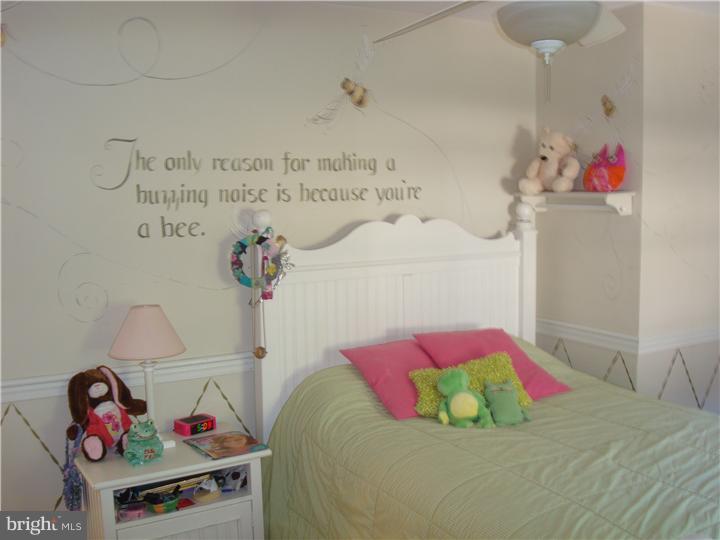 215 Rockglen Road Wynnewood, PA 19096 - Photo 20 of 25 Gallery Image 20