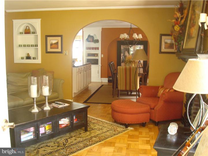 215 Rockglen Road Wynnewood, PA 19096 - Photo 7 of 25 Gallery Image 7