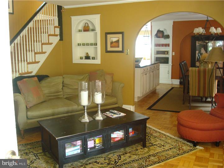 215 Rockglen Road Wynnewood, PA 19096 - Photo 9 of 25 Gallery Image 9