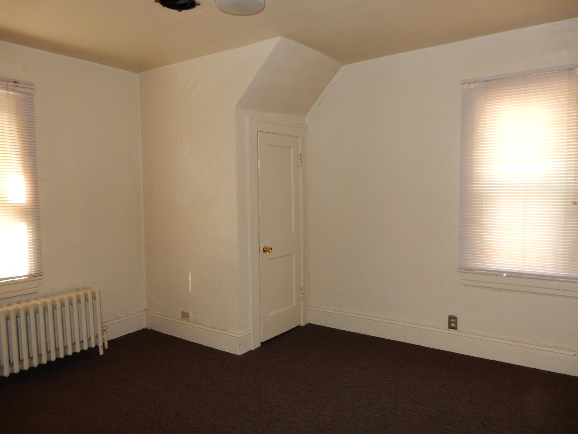 3810 Williamson Road Roanoke, VA 24012 - Photo 15 of 17 DSCN5368