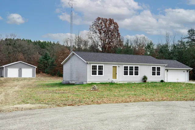 $329,000 | 4510 Medler Drive, Morley, MI 49336
