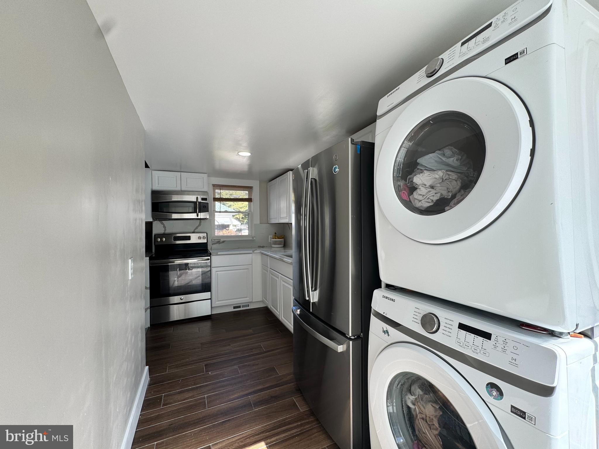 1012 Phillips Avenue Salisbury, MD 21804 - Photo 13 of 33 a view of a kitchen with a washer and dryer