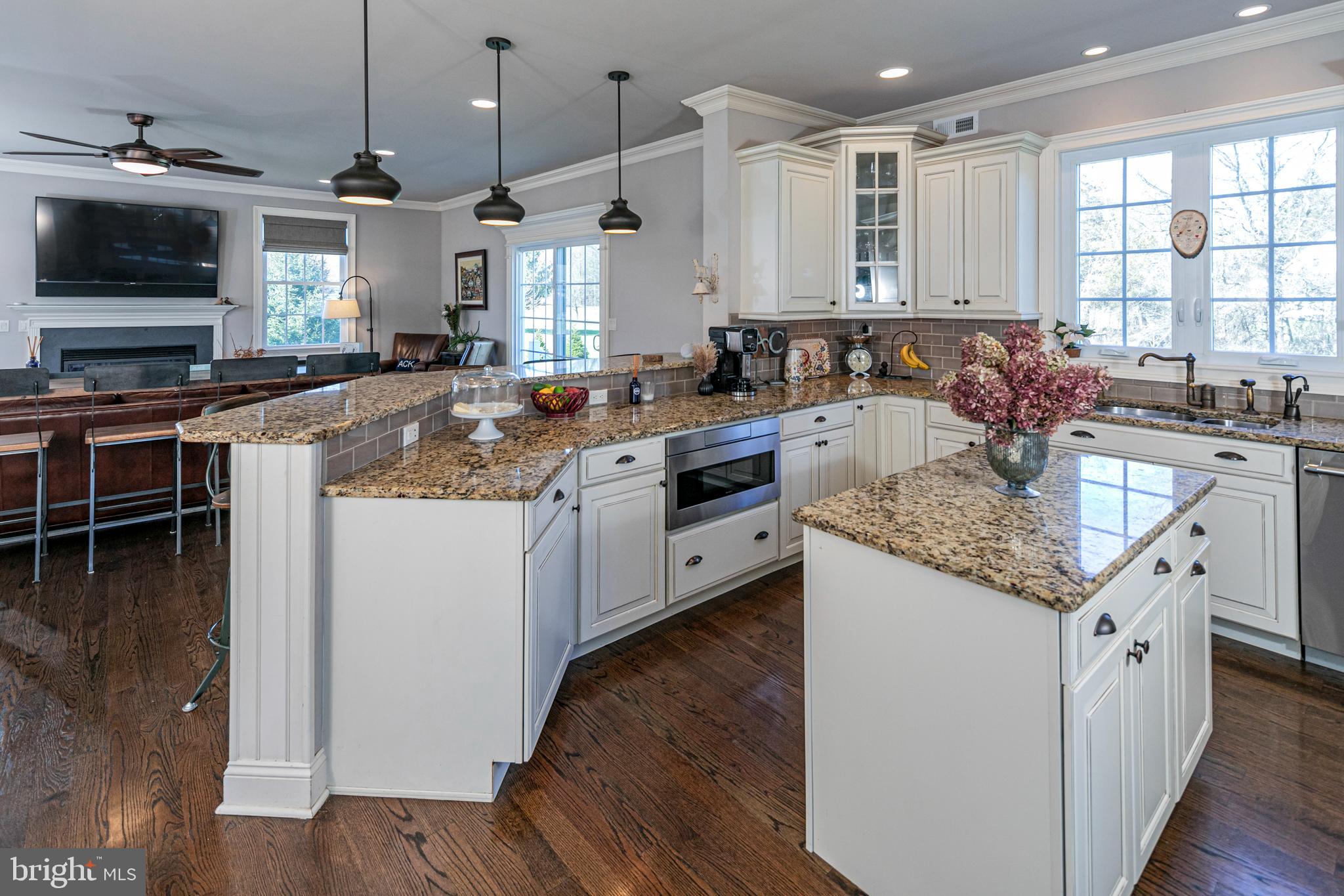 196 Sunset Road Skillman, NJ 08558 - Photo 12 of 42 Kitchen