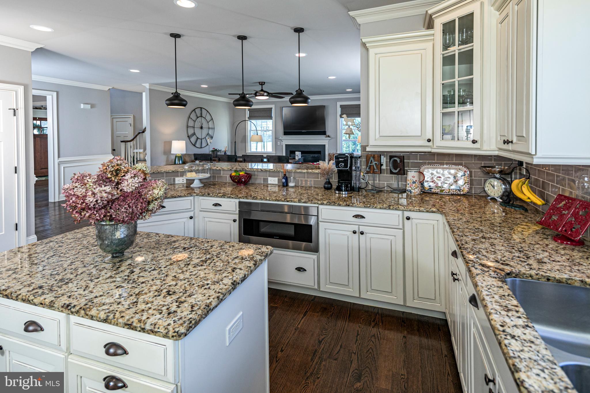 196 Sunset Road Skillman, NJ 08558 - Photo 13 of 42 Kitchen