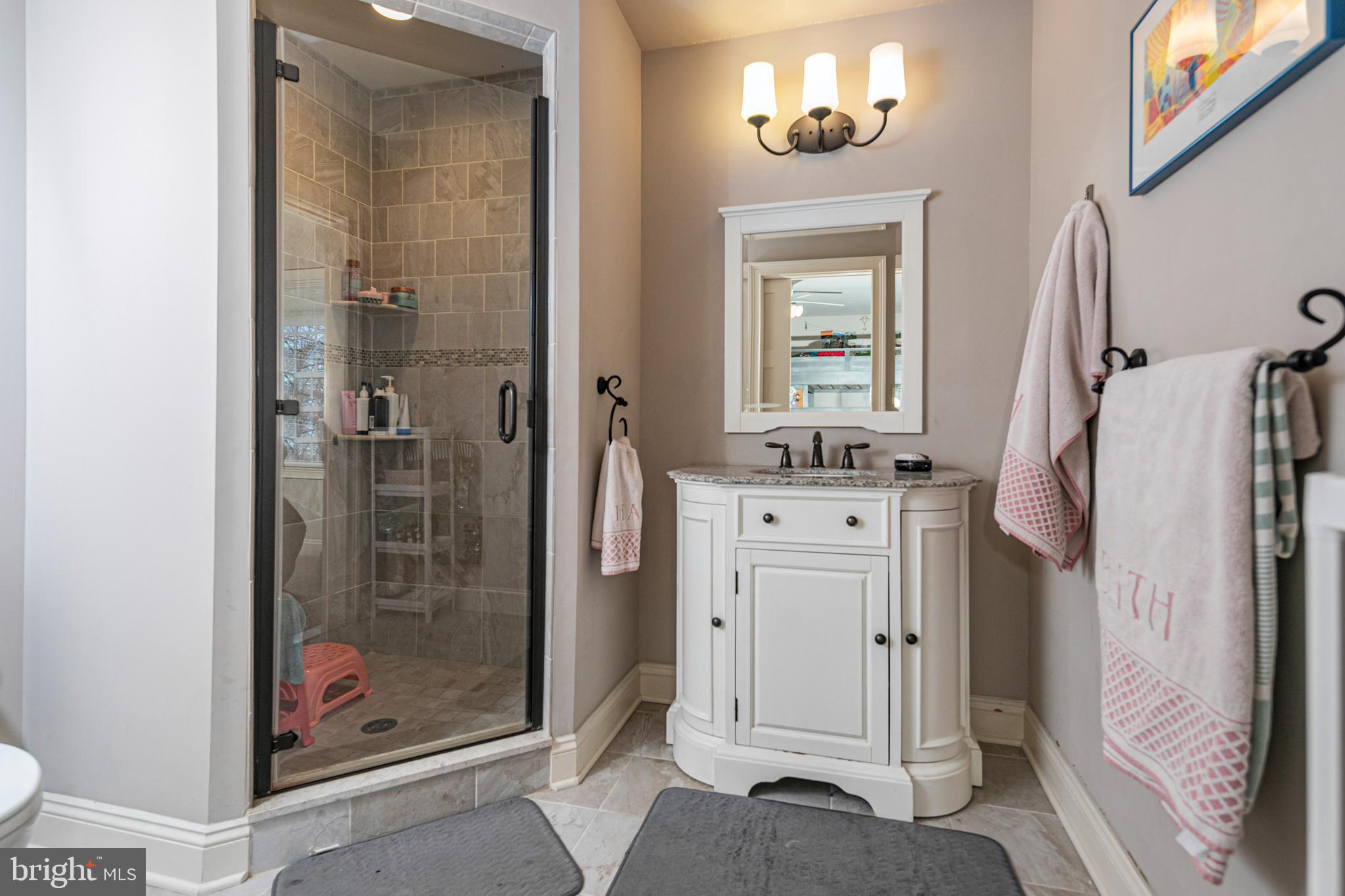 196 Sunset Road Skillman, NJ 08558 - Photo 26 of 42 Ensuite Bath, Bedroom 2