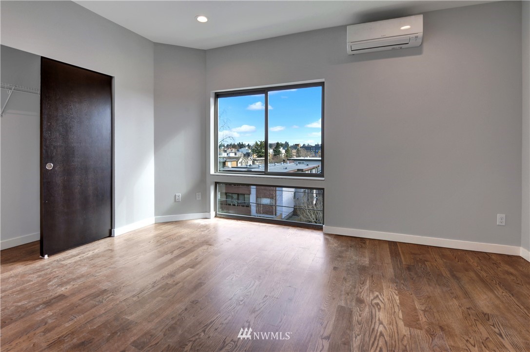 4323 Whitman Avenue North, Unit B Seattle, WA 98103 - Photo 10 of 18