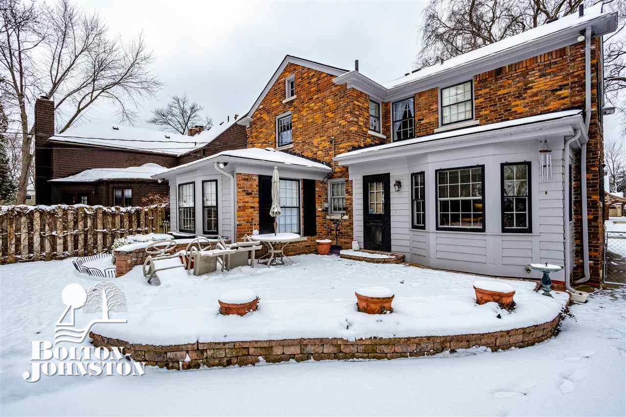 652 Lincoln Road Grosse Pointe, MI 48230 - Photo 33 of 43 Rear Patio
