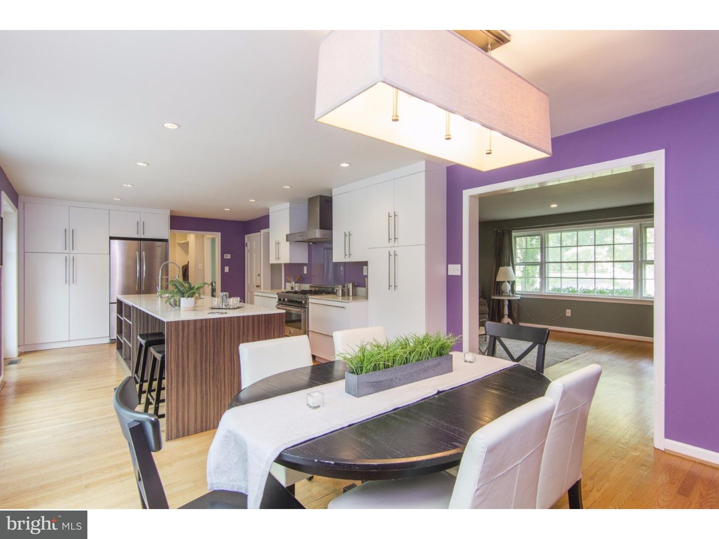 922 Pinecroft Road Berwyn, PA 19312 - Photo 2 of 25