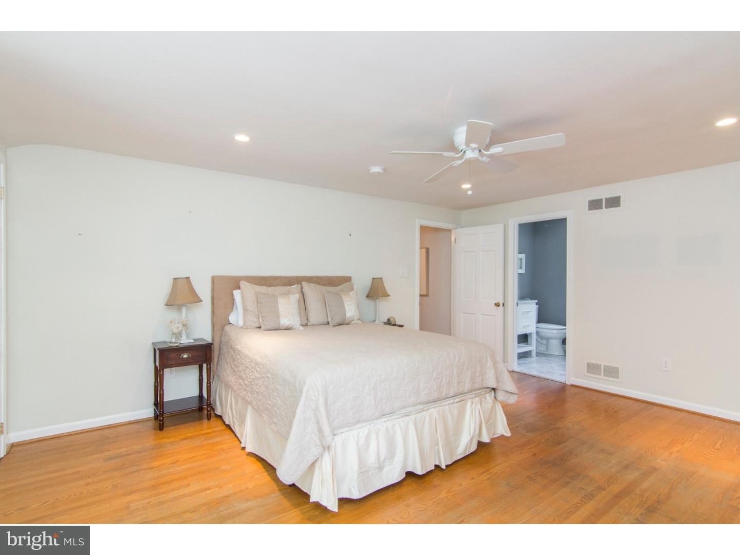 922 Pinecroft Road Berwyn, PA 19312 - Photo 11 of 25 Master Bedroom