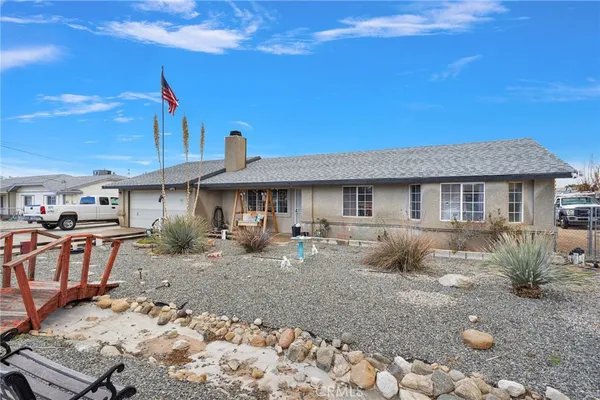 $419,999 | 10753 Locust Avenue, Hesperia, CA 92345
