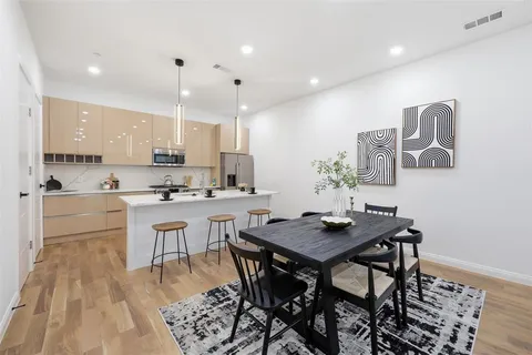 $549,000 | 1920 Caddo Street, Unit 204, Dallas, TX 75204
