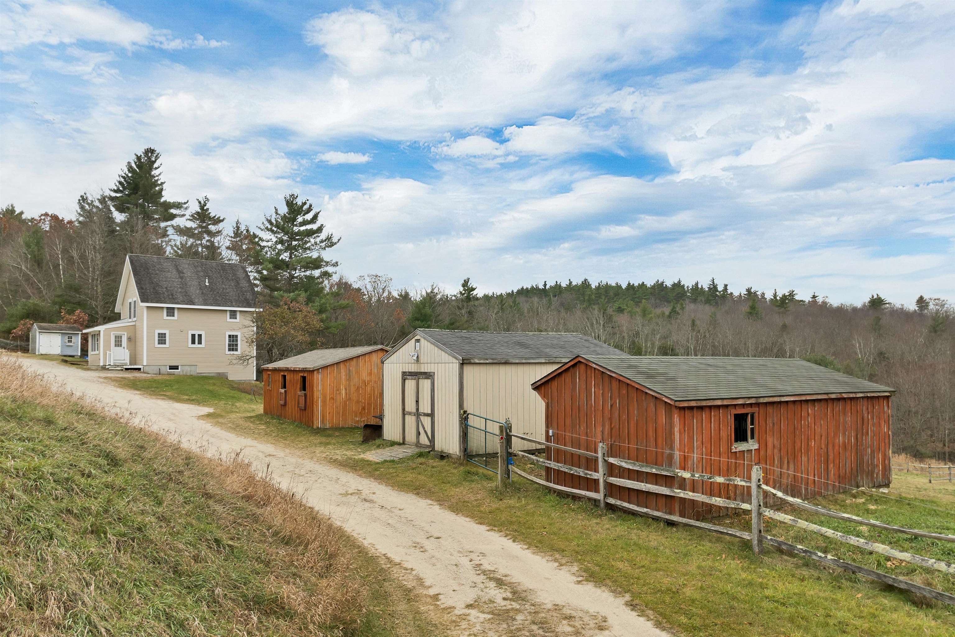 227 Twist Hill Road Dunbarton, NH 03046 - Photo 29 of 60