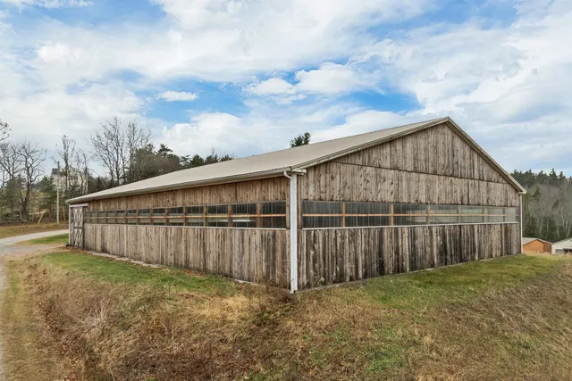 $650,000 | 227 Twist Hill Road, Dunbarton, NH 03046