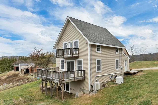 $650,000 | 227 Twist Hill Road, Dunbarton, NH 03046