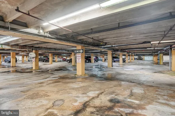 a view of parking area