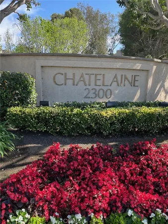 a view of front door with a door