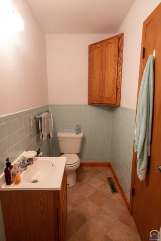 $325,000 | 2209 Highway 54, Piqua, KS 66761