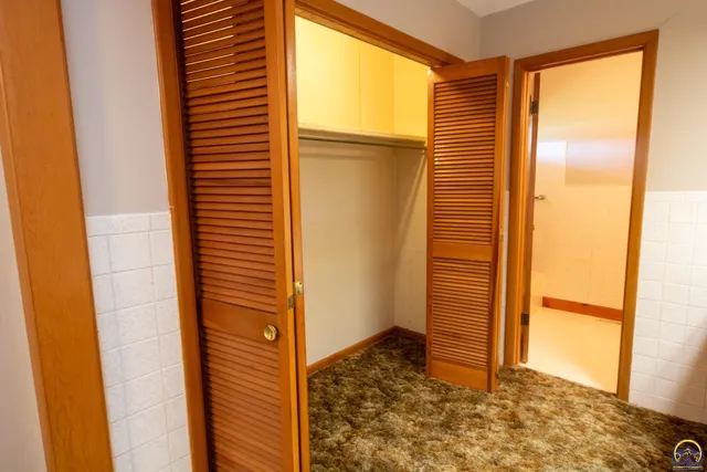 $325,000 | 2209 Highway 54, Piqua, KS 66761