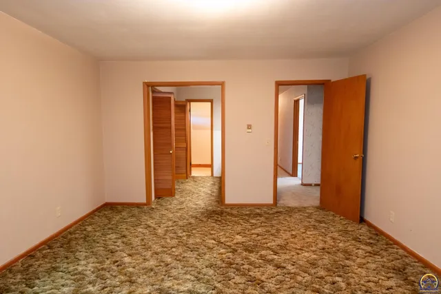 $325,000 | 2209 Highway 54, Piqua, KS 66761