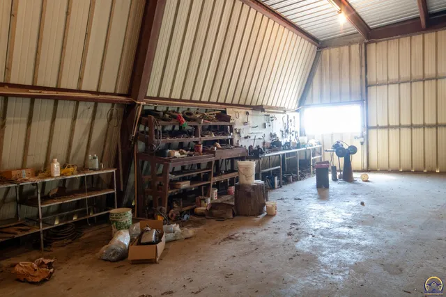 $325,000 | 2209 Highway 54, Piqua, KS 66761