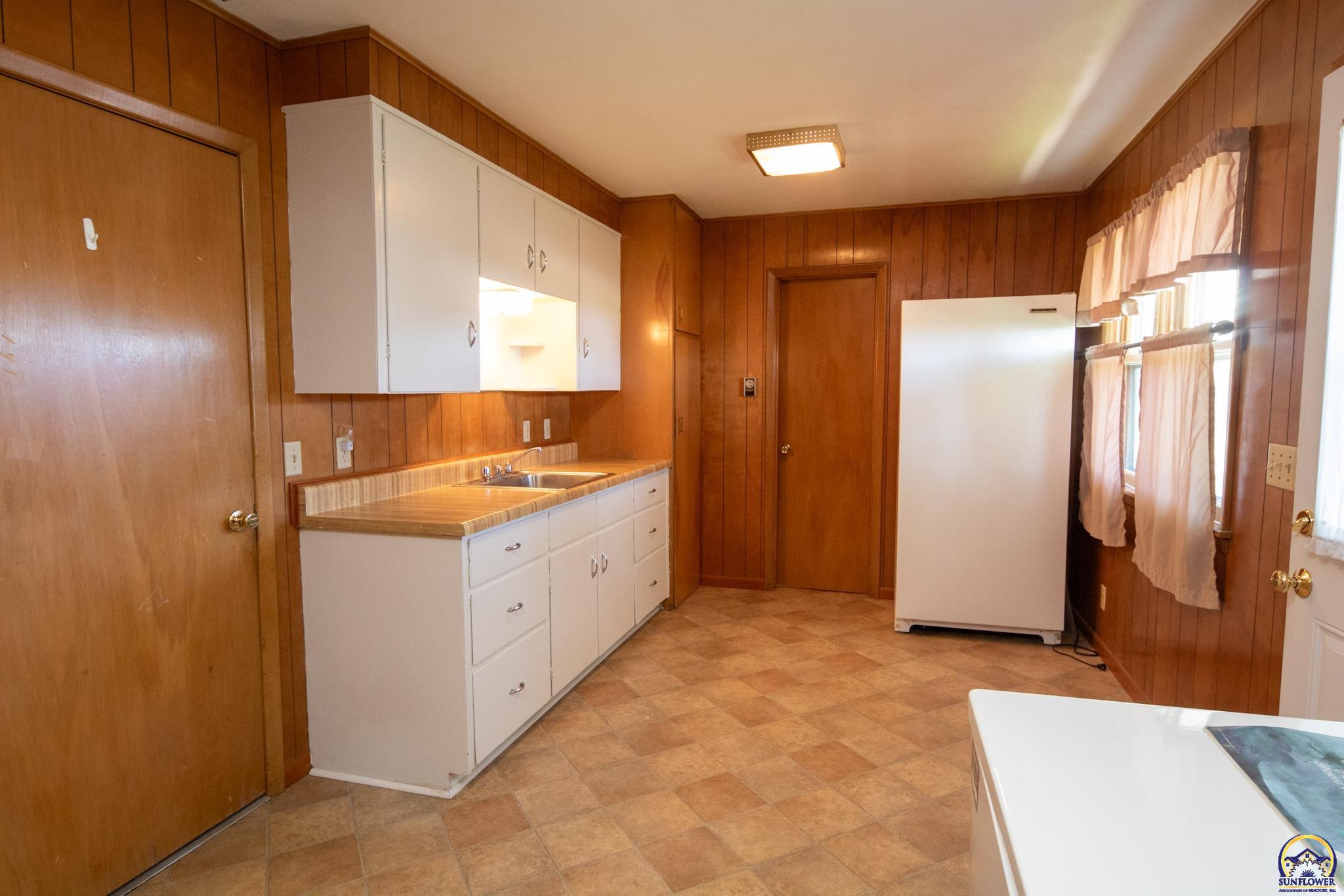 2209 Highway 54 Piqua, KS 66761 - Photo 9 of 78