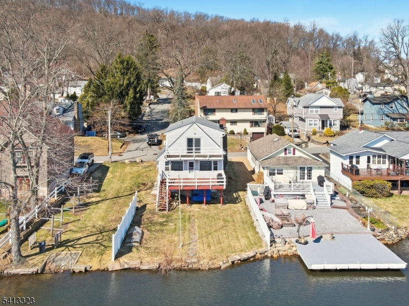 104 West Shore Road Denville, NJ 07834 - Photo 2 of 32