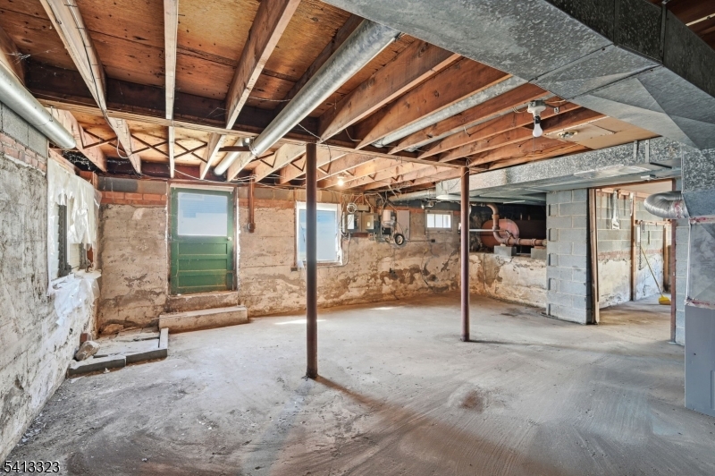 104 West Shore Road Denville, NJ 07834 - Photo 26 of 32