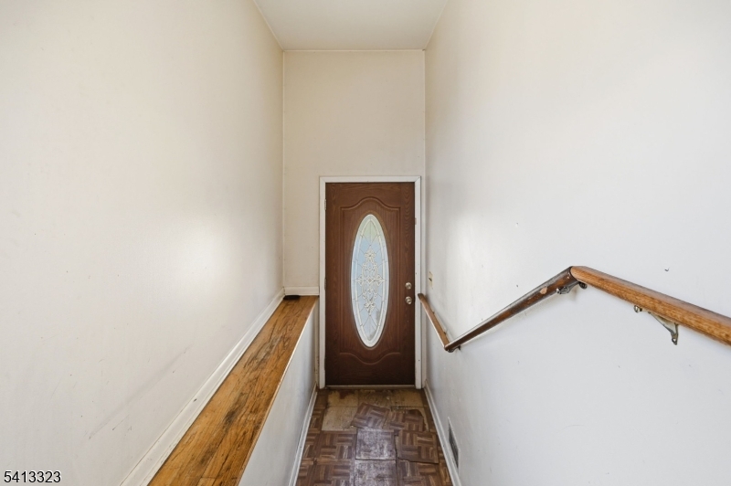 104 West Shore Road Denville, NJ 07834 - Photo 7 of 32