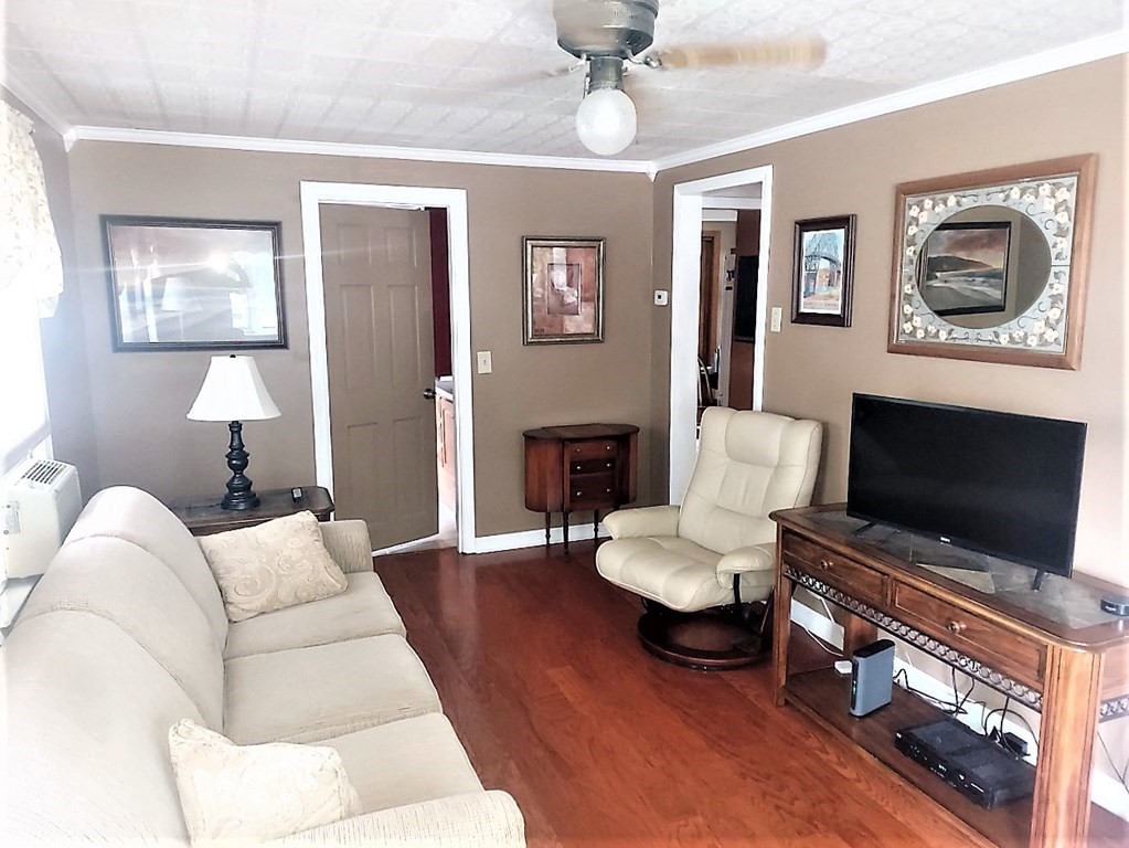 25 Heroult Road Worcester, MA 01606 - Photo 11 of 20