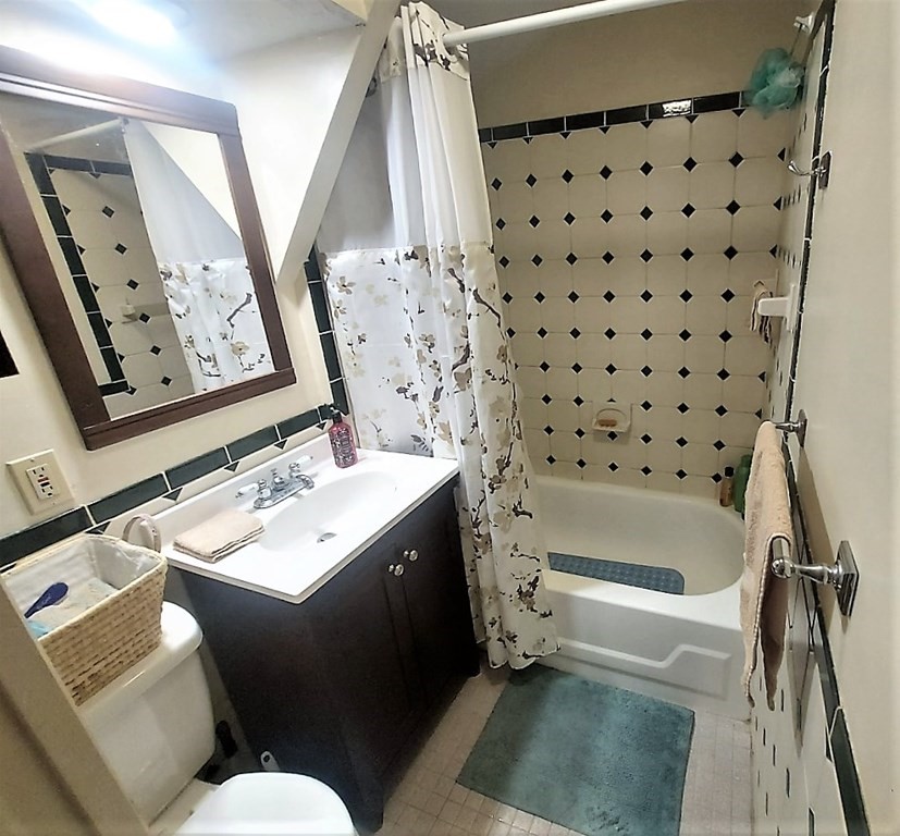 25 Heroult Road Worcester, MA 01606 - Photo 17 of 20