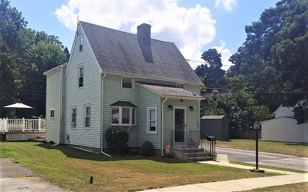 25 Heroult Road Worcester, MA 01606 - Photo 3 of 20