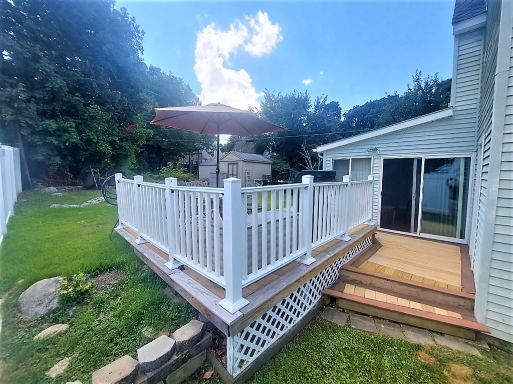 25 Heroult Road Worcester, MA 01606 - Photo 4 of 20