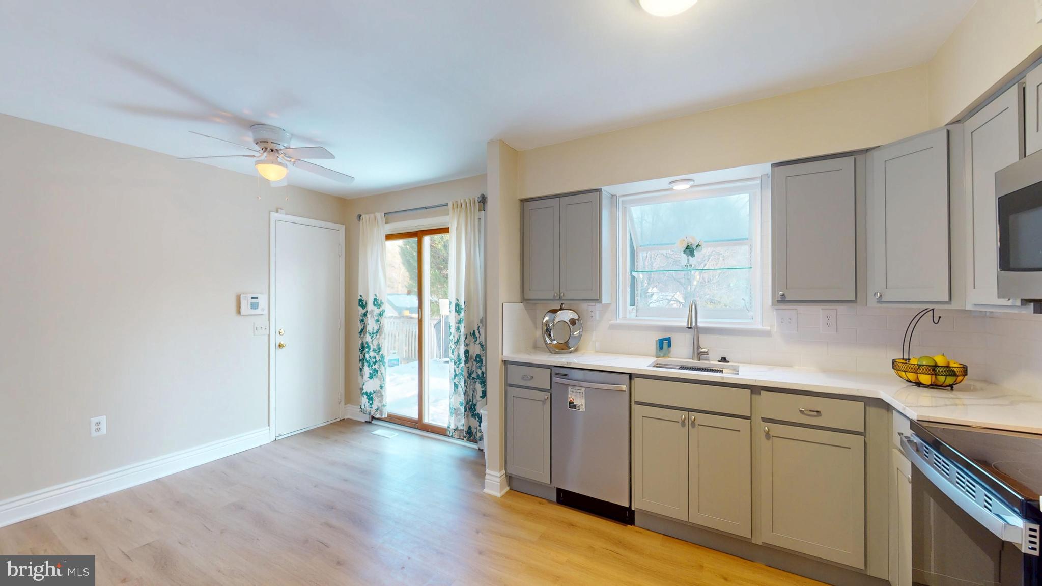 11707 Balsamwood Terrace Laurel, MD 20708 - Photo 11 of 28