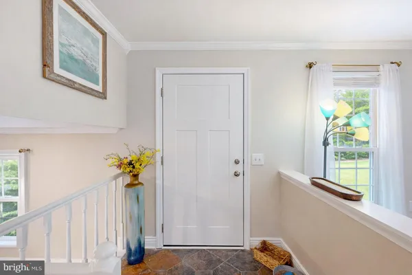 a view of entryway with interior